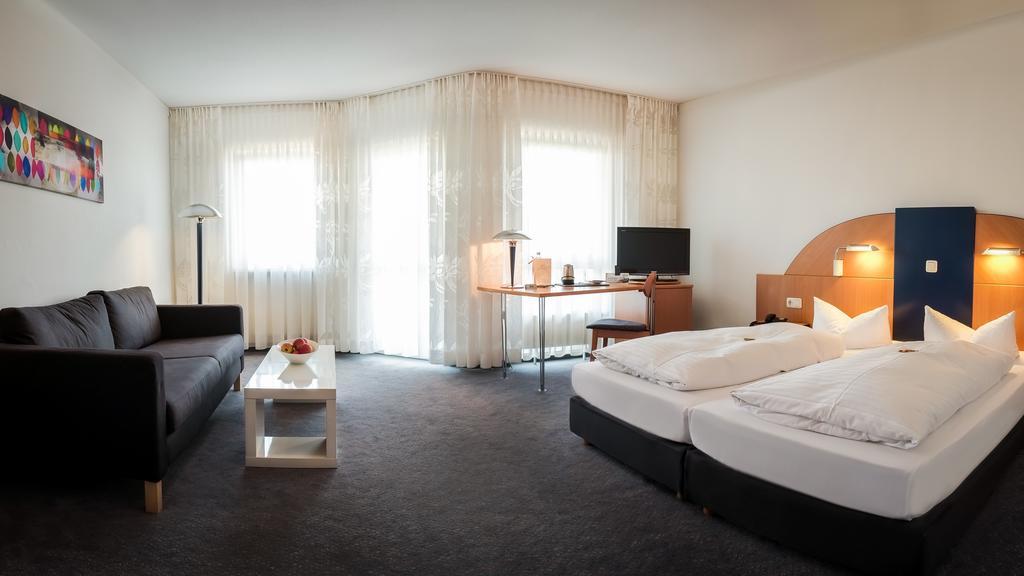 Albertinum Hotel Erlangen Room photo